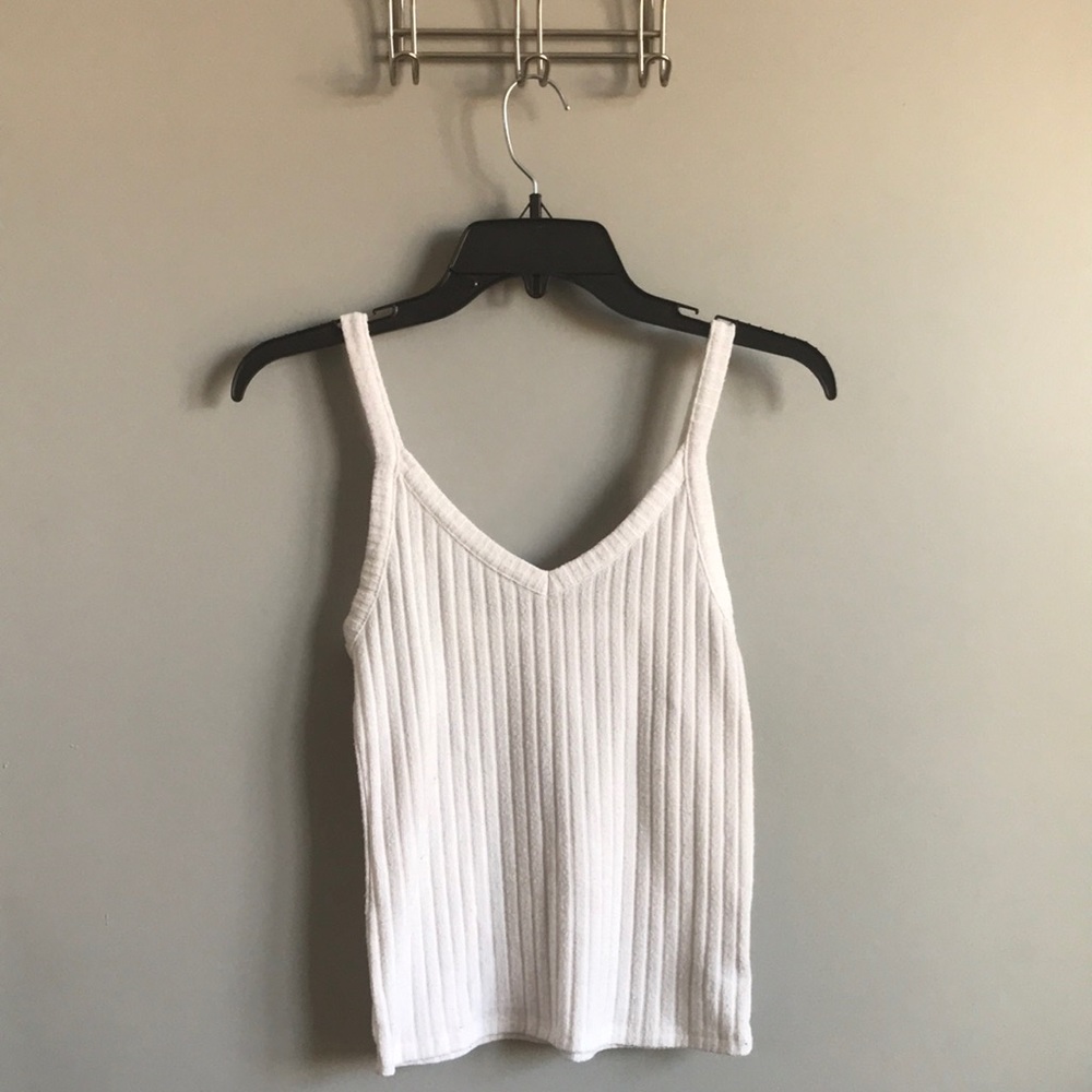 American Eagle Classic White Tank Top (M)